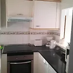 酒店 Piso Perdices 丰希罗拉