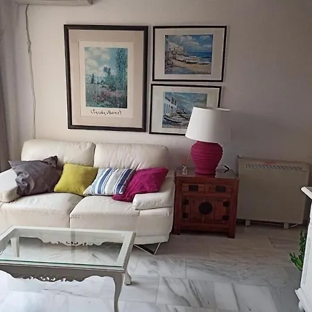 Piso Perdices Hotel *