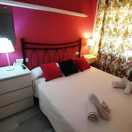 Piso Perdices Hotel *